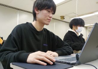 難しい課題も友達と助け合ってクリア！